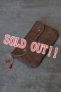 「RE.ACT」 Leather Medium Pouch　リアクト　レザーミディアムポーチ　[ブラウン]