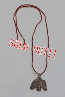画像2: 「J.AUGUR DESIGN」 Beaded Necklace Silver Charm ジュディーオーガーデザイン ビーズネックレス サンダーバード シルバーチャーム  [レッド・ブラック・イエロー]