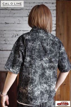画像12: 「CAL O LINE」CATALINA SHIRT PRINT キャルオーライン カタリナシャツ プリントリップル生地 CL221-039P [ブラック]