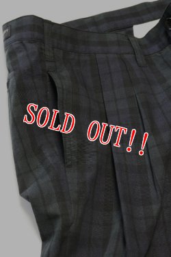 画像3: 「ILL180°」LINEN PLAID 2-TUCK PANTS イルワンエイティ リネン 2タック チェックパンツ ILL242-46 [ブラックウォッチ]