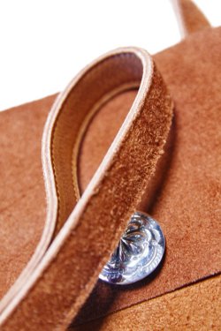 画像4: 「FULLCOUNT」×「Mt.hill」Suede Medicine Shoulder Bag フルカウント マウントヒル コラボ スエード メディスンレザーバッグ [ブラウン]
