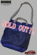 「ILL180°」×「dzt」UTILITY BAG SMALL イルワンエイティ コラボ ナイロン ユーティリティーバッグ スモール ILL241-49DZS [ネイビー]