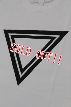 画像2: 「ILL180°」"TRIANGLE" Tee イルワンエイティ トライアングル プリント 半袖 Tシャツ ILL251-36 [ホワイト]