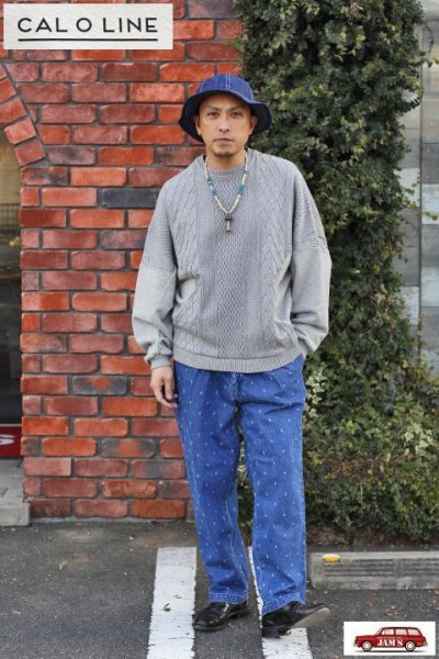 画像1: 「CAL O LINE」PUNCHING DENIM PANTS USED キャルオーライン パンチング ダメージデニムパンツ ウォッシュ加工 CAL222-090-UD [ユーズドブルー]