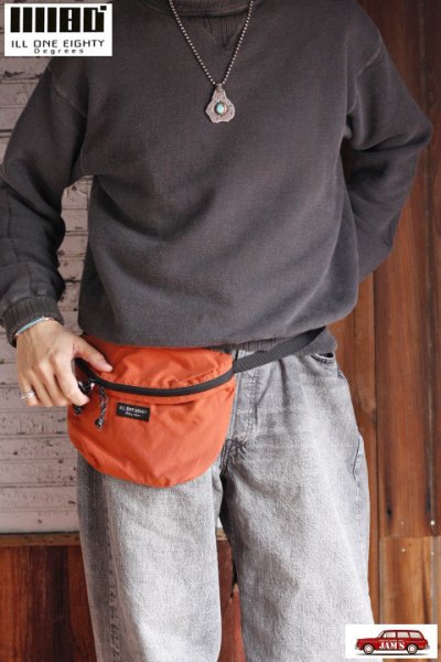 画像11: 「ILL180°」×「MT.RAINIER DESIGN」ONE PANEL BAG イルワンエイティ マウントレーニア コラボ ワンパネル スモールバッグ ILL242-38MD [ブラック・ラスト] (11)