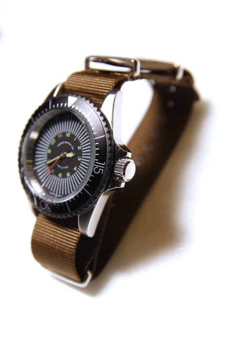 CAL O LINE」×「VAGUE WATCH」110 NATO BELT キャルオーライン ヴァーグウォッチ ナトーベルト CVW-110S  [カーキ]